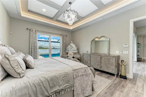 $1,890,000 | 8059 Waterbend Trail, Sarasota, FL 34240