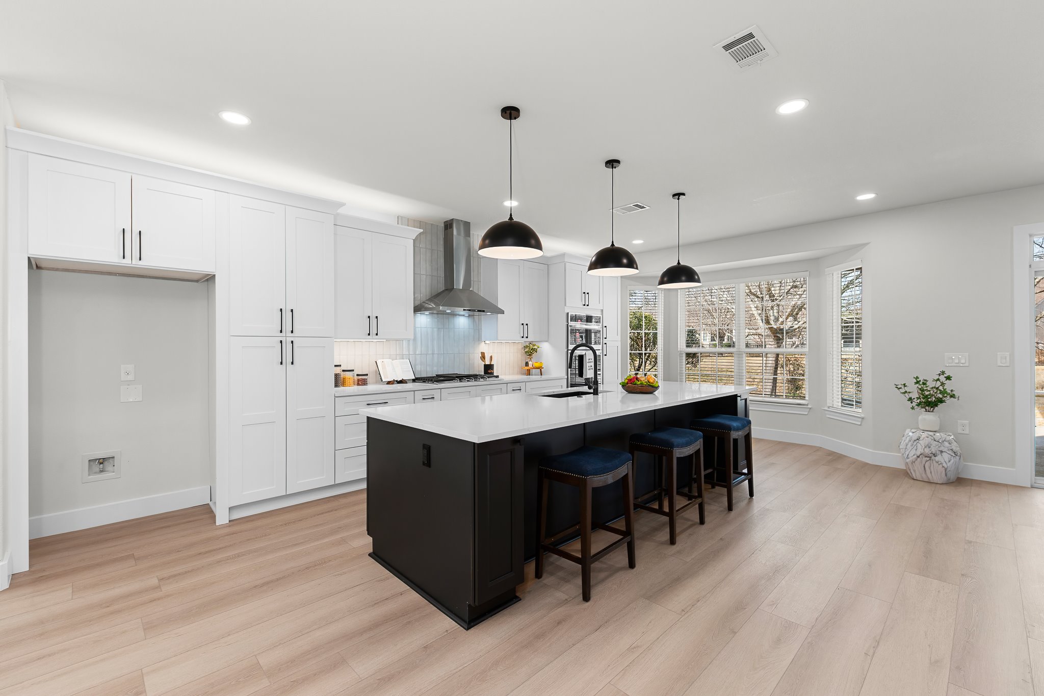 206 Armstrong Drive Georgetown, TX 78633 - Photo 21 of 39 a view of dining table chairs and wooden floor