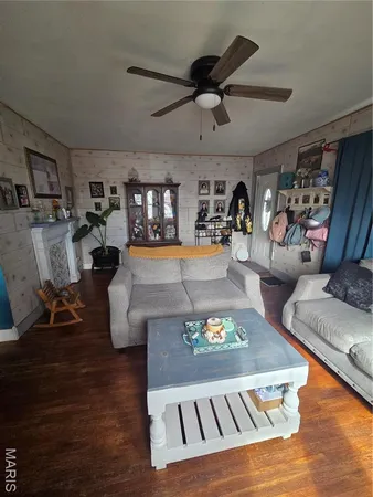 $82,000 | 2956 Hwy D, Philadelphia, MO 63463