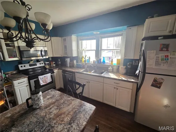 $82,000 | 2956 Hwy D, Philadelphia, MO 63463