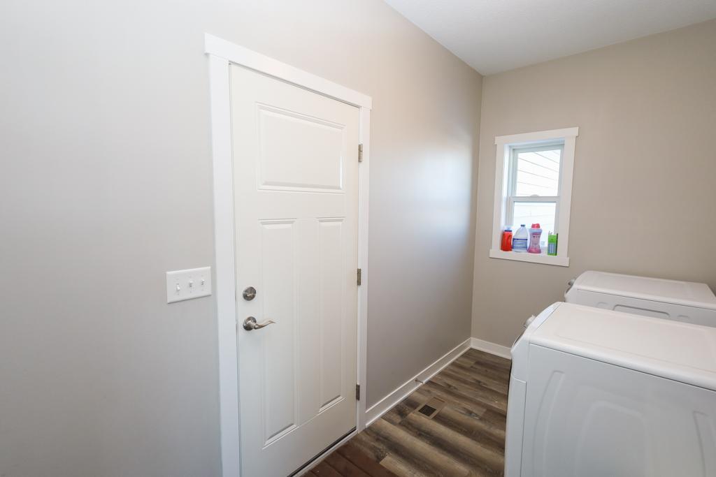 337 6th Street Dover, MN 55929 - Photo 17 of 29