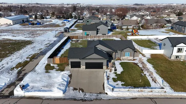 $450,000 | 337 6th Street, Dover, MN 55929