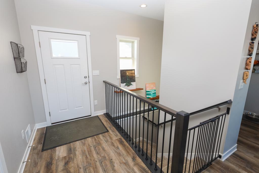 337 6th Street Dover, MN 55929 - Photo 4 of 29