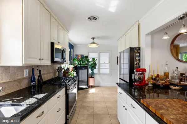 $395,000 | 43091 Joy Lane, Hollywood, MD 20636