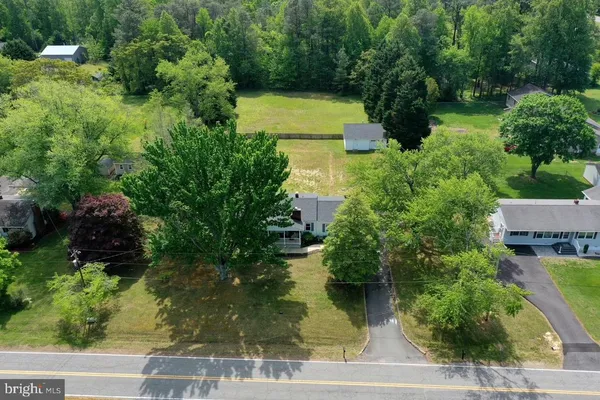 $395,000 | 43091 Joy Lane, Hollywood, MD 20636