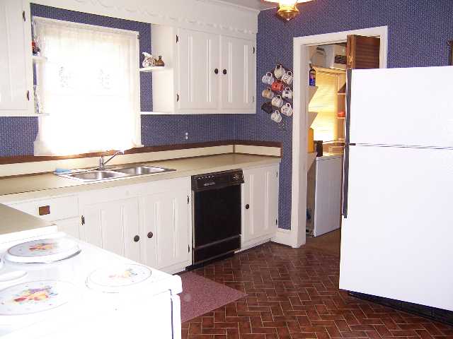 321 Nealy Street Pickens, SC 29671 - Photo 4 of 6 Gallery Image 4