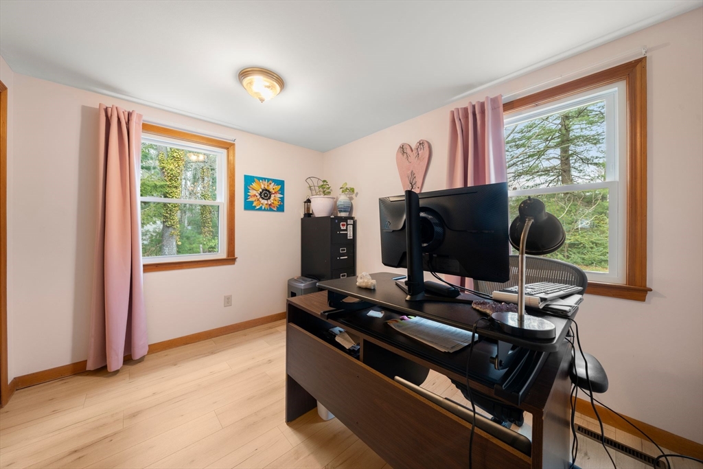 34 Newtown Road Sandwich, MA 02563 - Photo 13 of 18