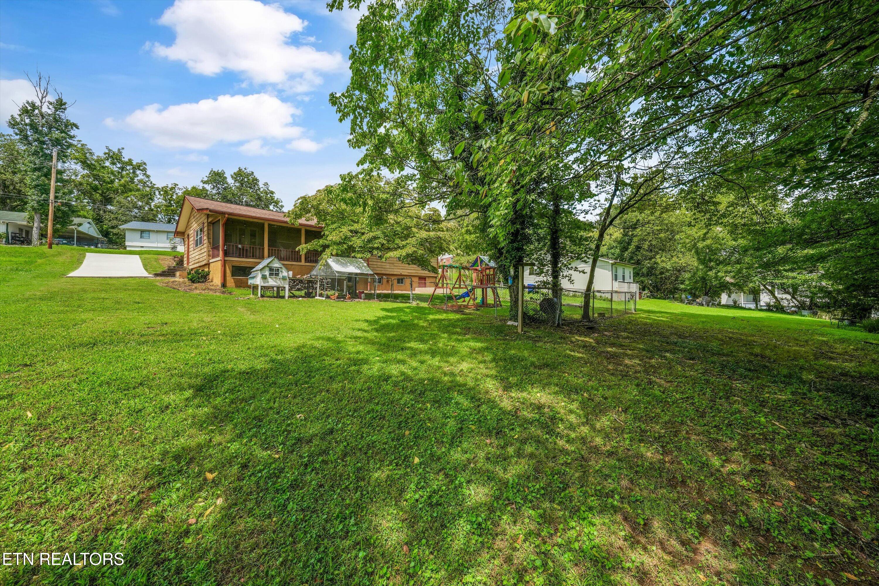 109 Cahill Lane Oak Ridge, TN 37830 - Photo 38 of 38 38-109 Cahill Ln 35