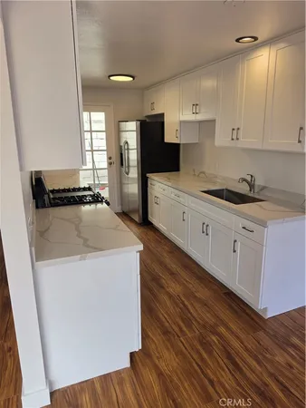 $3,195 | 1787 Orange, Costa Mesa, CA 92627