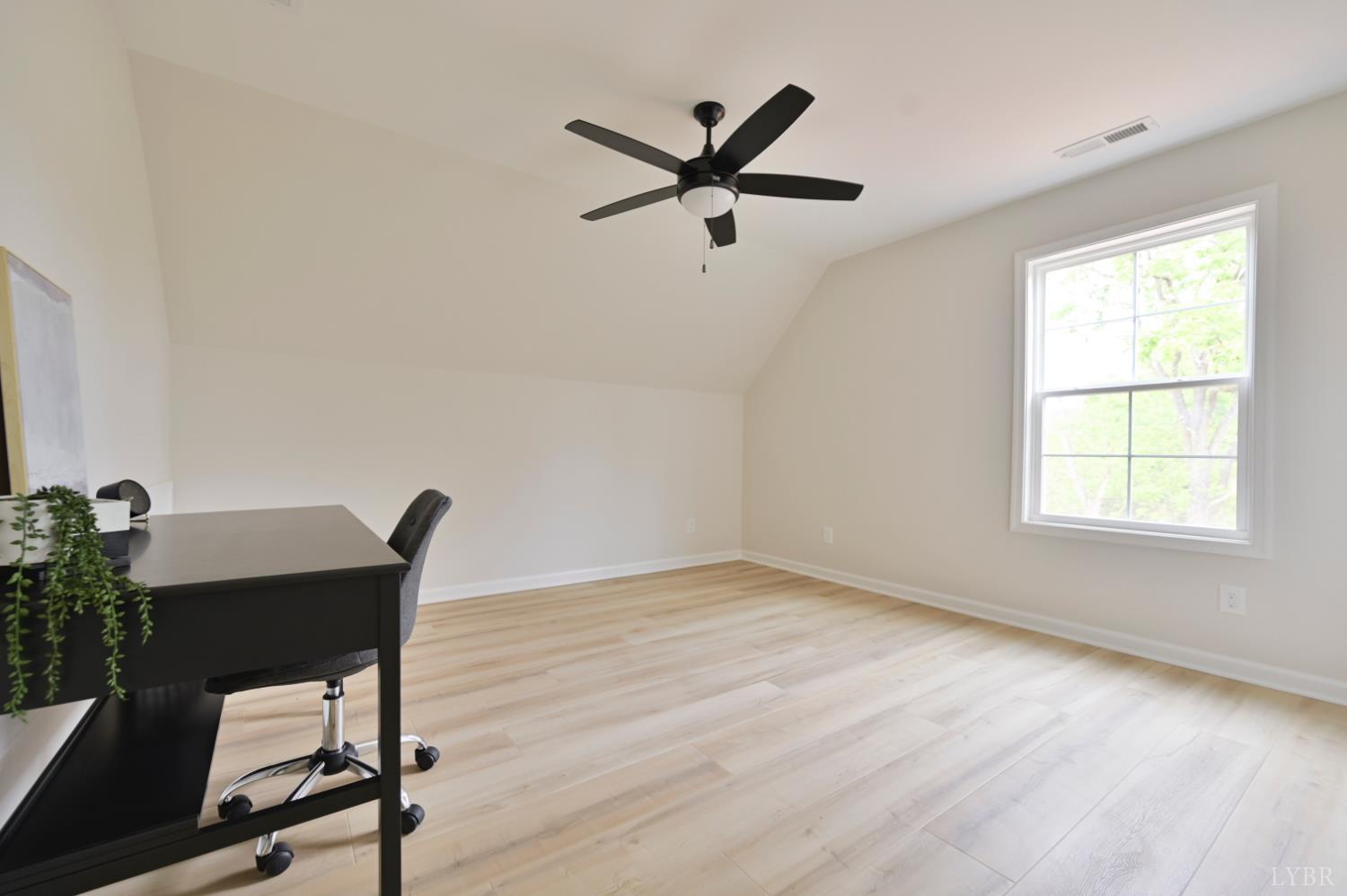 1843 Crockett Road Forest, VA 24551 - Photo 19 of 32 2nd bedroom, located upstairs