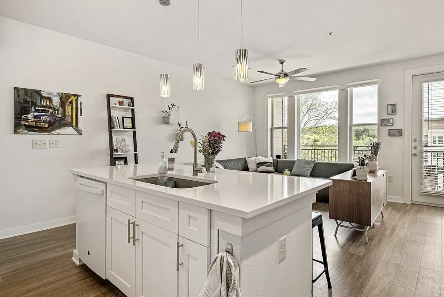 1900 Barton Springs Road, Unit 5040 Austin, TX 78704 - Photo 3 of 17