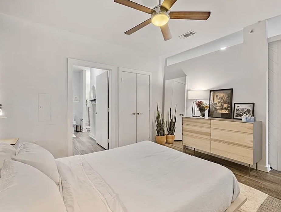 1900 Barton Springs Road, Unit 5040 Austin, TX 78704 - Photo 8 of 17