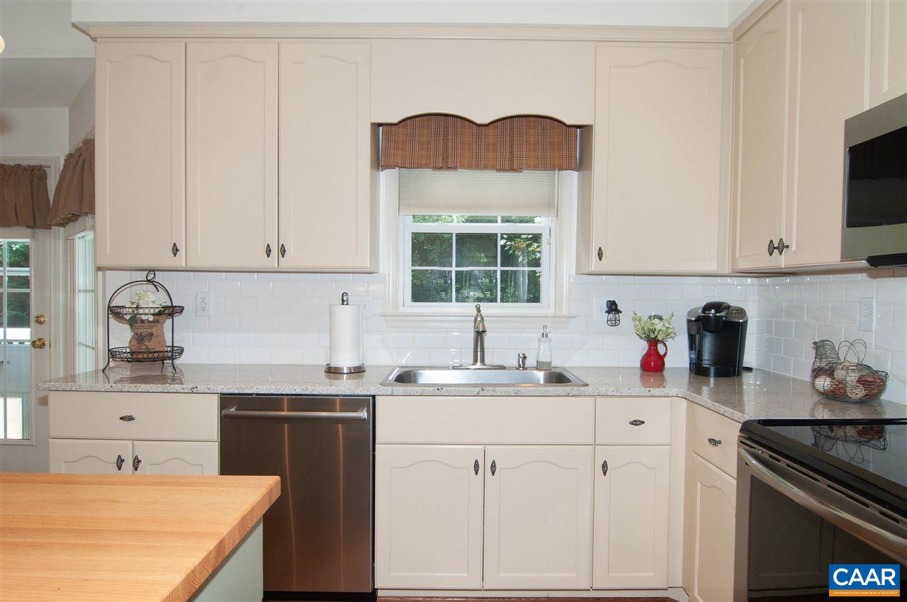 2889 Chimney Spring Charlottesville, VA 22911 - Photo 17 of 50 Gallery Image 17