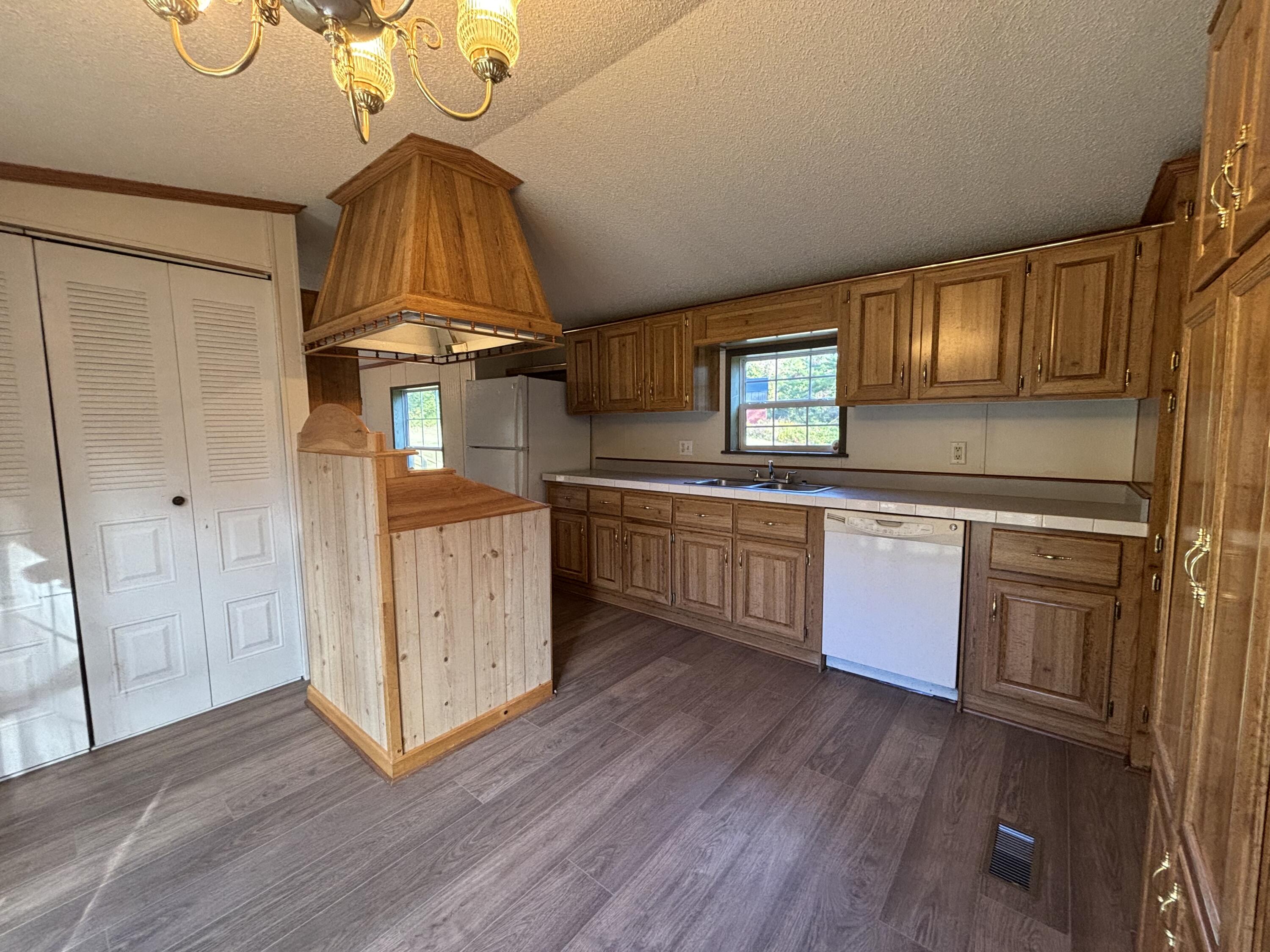 138 Canaan Road Pittsfield, ME 04967 - Photo 9 of 27 IMG_3479