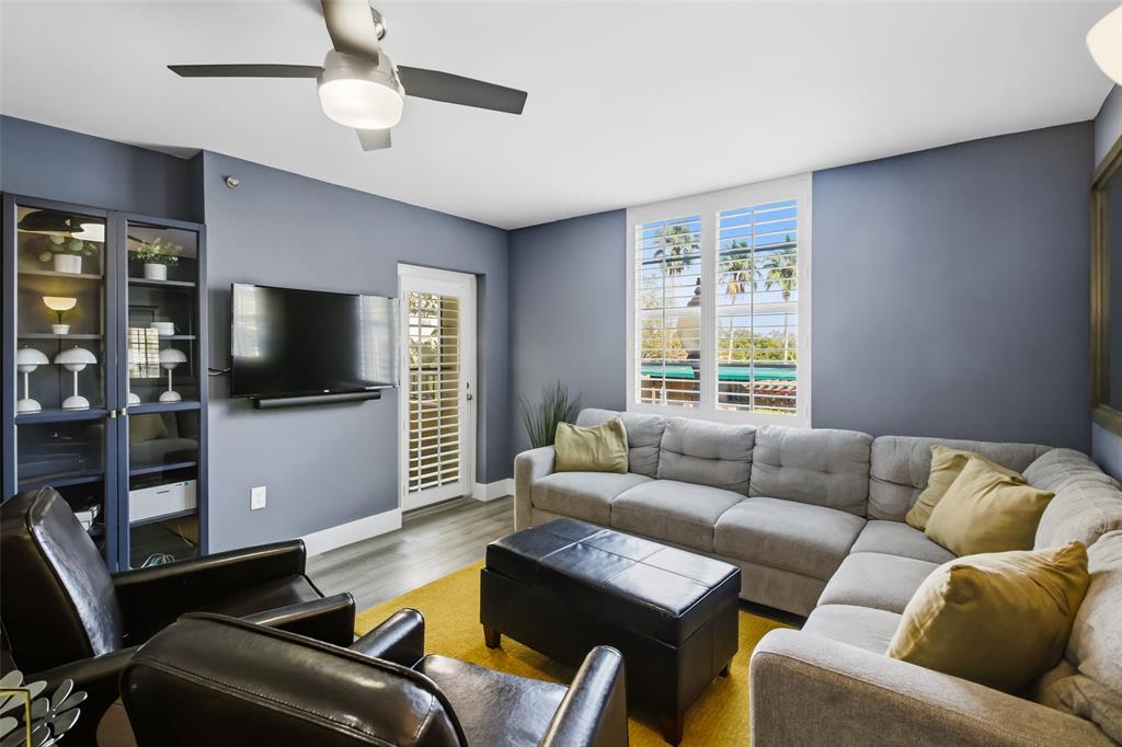 520 Southeast 5th Avenue, Unit 3208 Fort Lauderdale, FL 33301 - Photo 24 of 71 a living room with furniture and a flat screen tv