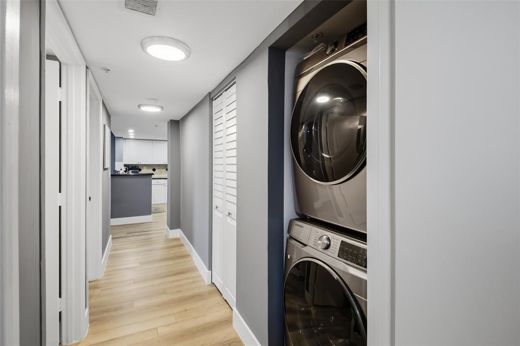 520 Southeast 5th Avenue, Unit 3208 Fort Lauderdale, FL 33301 - Photo 31 of 71 a view of a hallway with washer and dryer