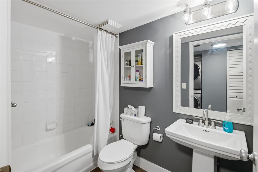 520 Southeast 5th Avenue, Unit 3208 Fort Lauderdale, FL 33301 - Photo 47 of 71 a bathroom with a sink vanity mirror and toilet