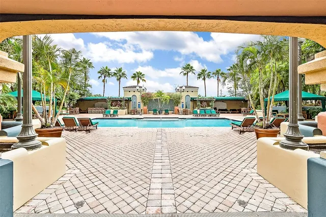 a picture of city view