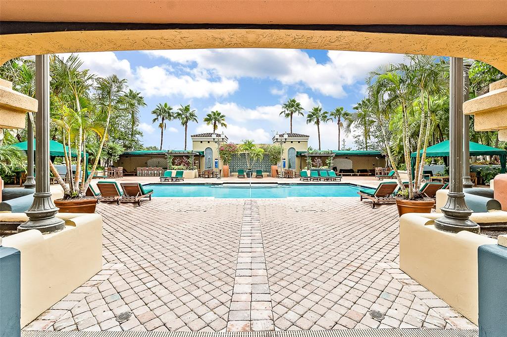 520 Southeast 5th Avenue, Unit 3208 Fort Lauderdale, FL 33301 - Photo 50 of 71 a view of a city