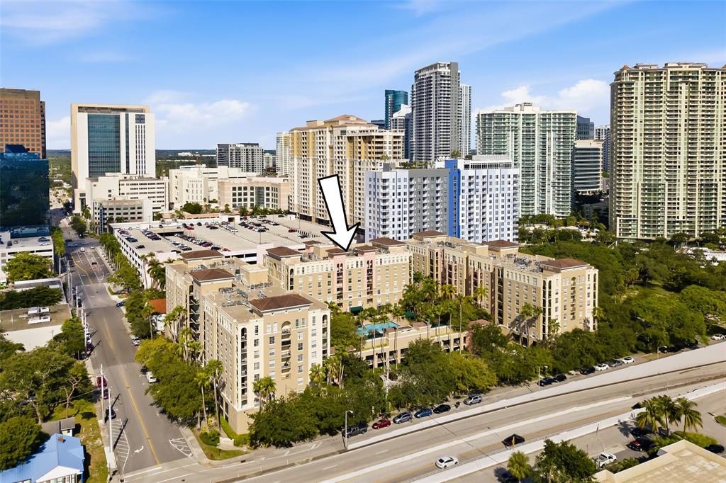 520 Southeast 5th Avenue, Unit 3208 Fort Lauderdale, FL 33301 - Photo 69 of 71 a picture of city view