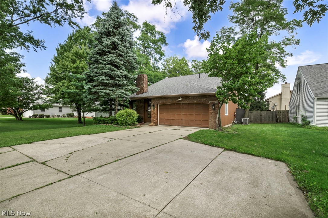 18446 Drake Road Strongsville, OH 44136 - Photo 3 of 50 Gallery Image 3