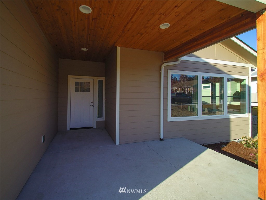 1429 Rook Drive Port Angeles, WA 98362 - Photo 3 of 35 Gallery Image 3