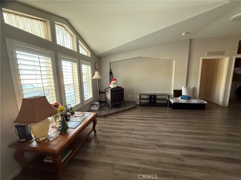 26825 Lazy Creek Road Menifee, CA 92586 - Photo 9 of 25