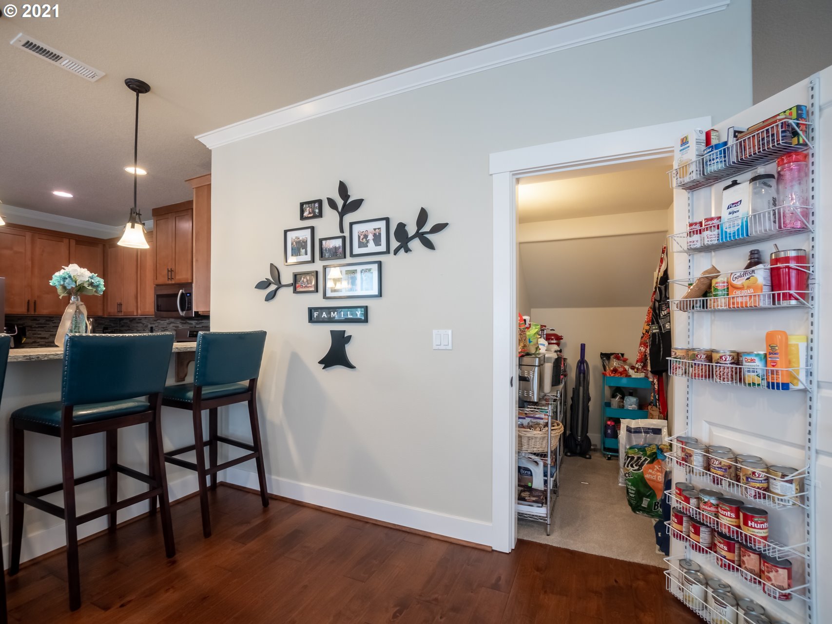 7617 Southwest Applegate Drive Beaverton, OR 97007 - Photo 13 of 26 Gallery Image 13