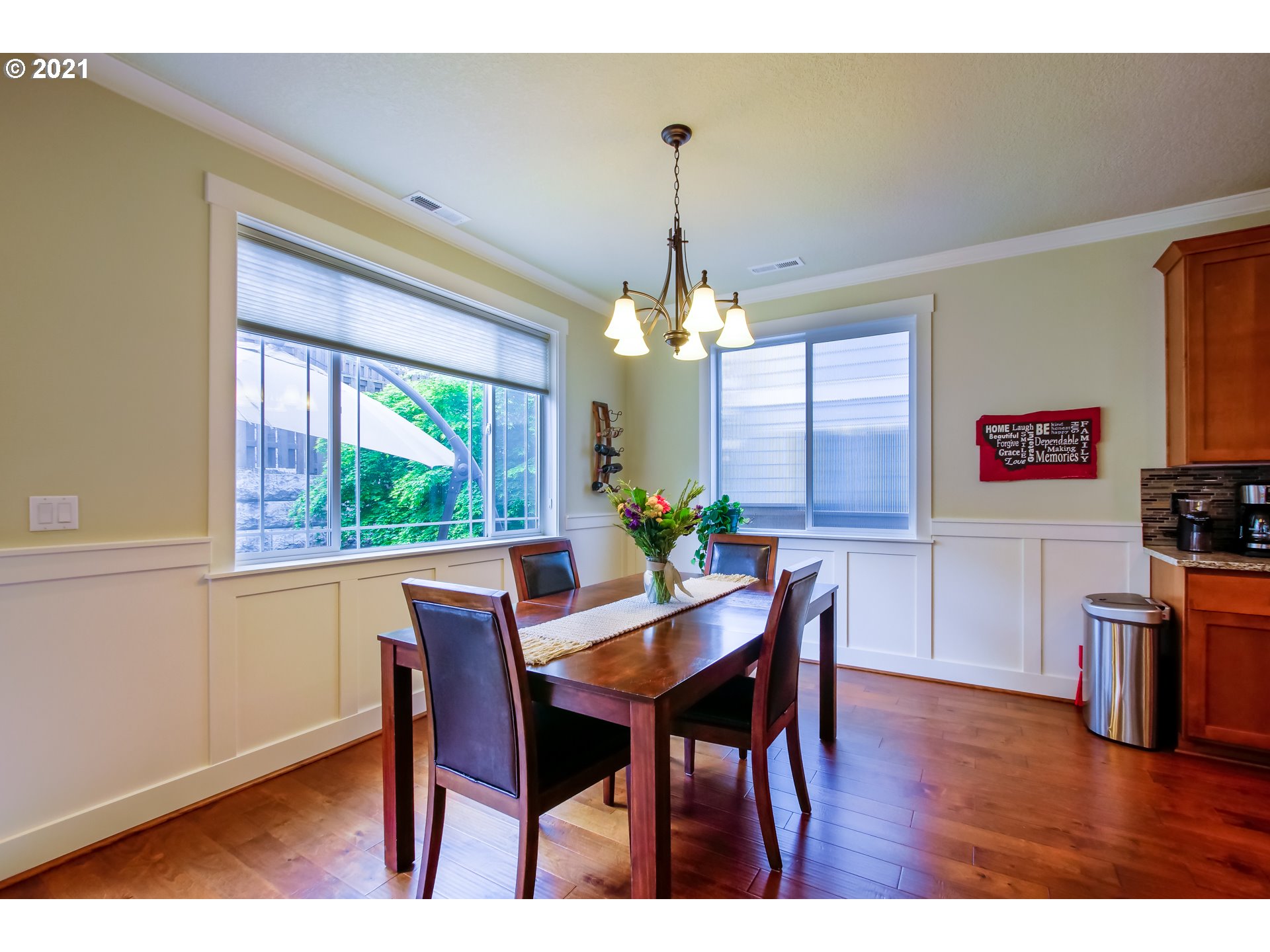 7617 Southwest Applegate Drive Beaverton, OR 97007 - Photo 9 of 26 Gallery Image 9