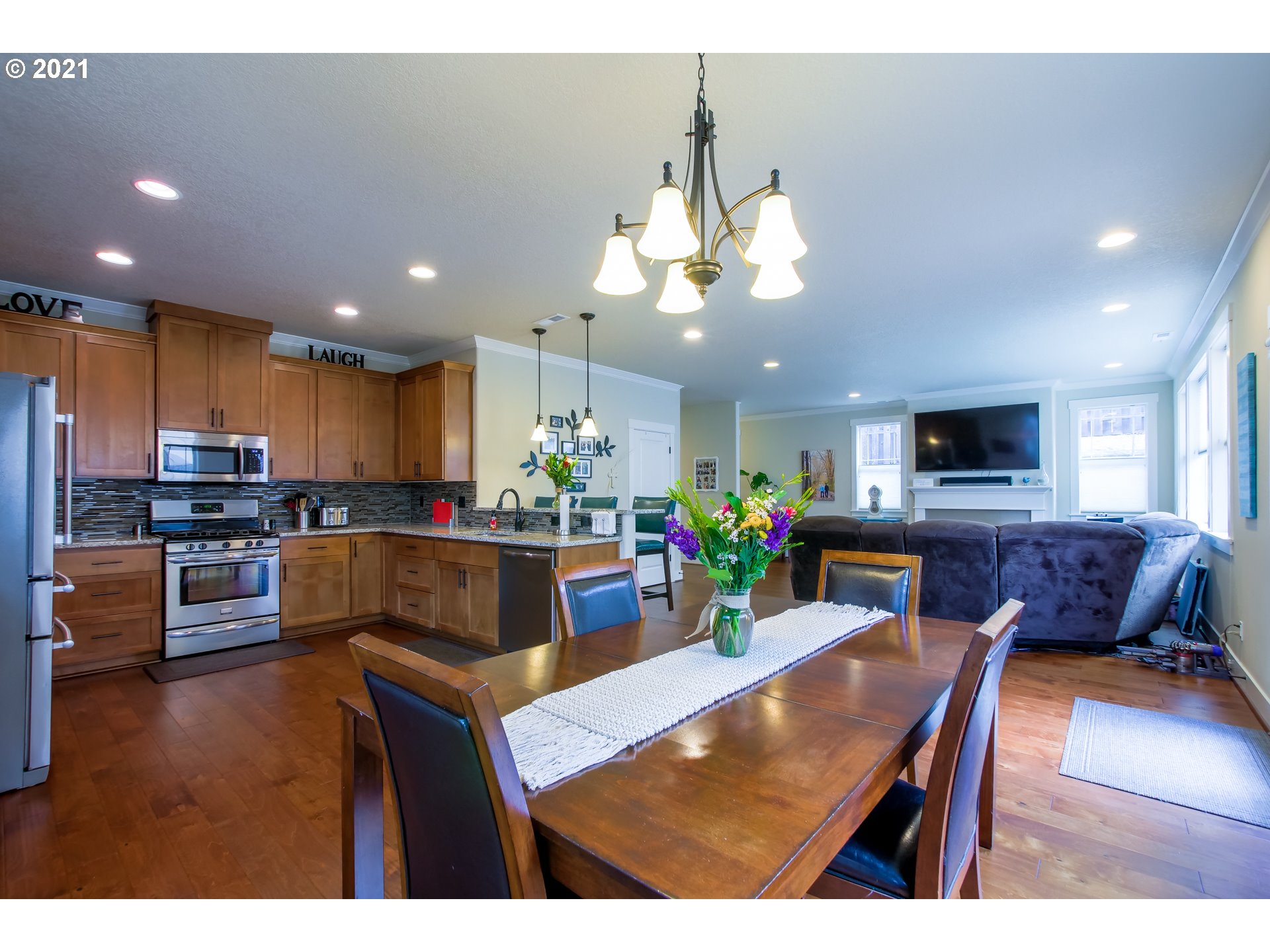 7617 Southwest Applegate Drive Beaverton, OR 97007 - Photo 10 of 26 Gallery Image 10