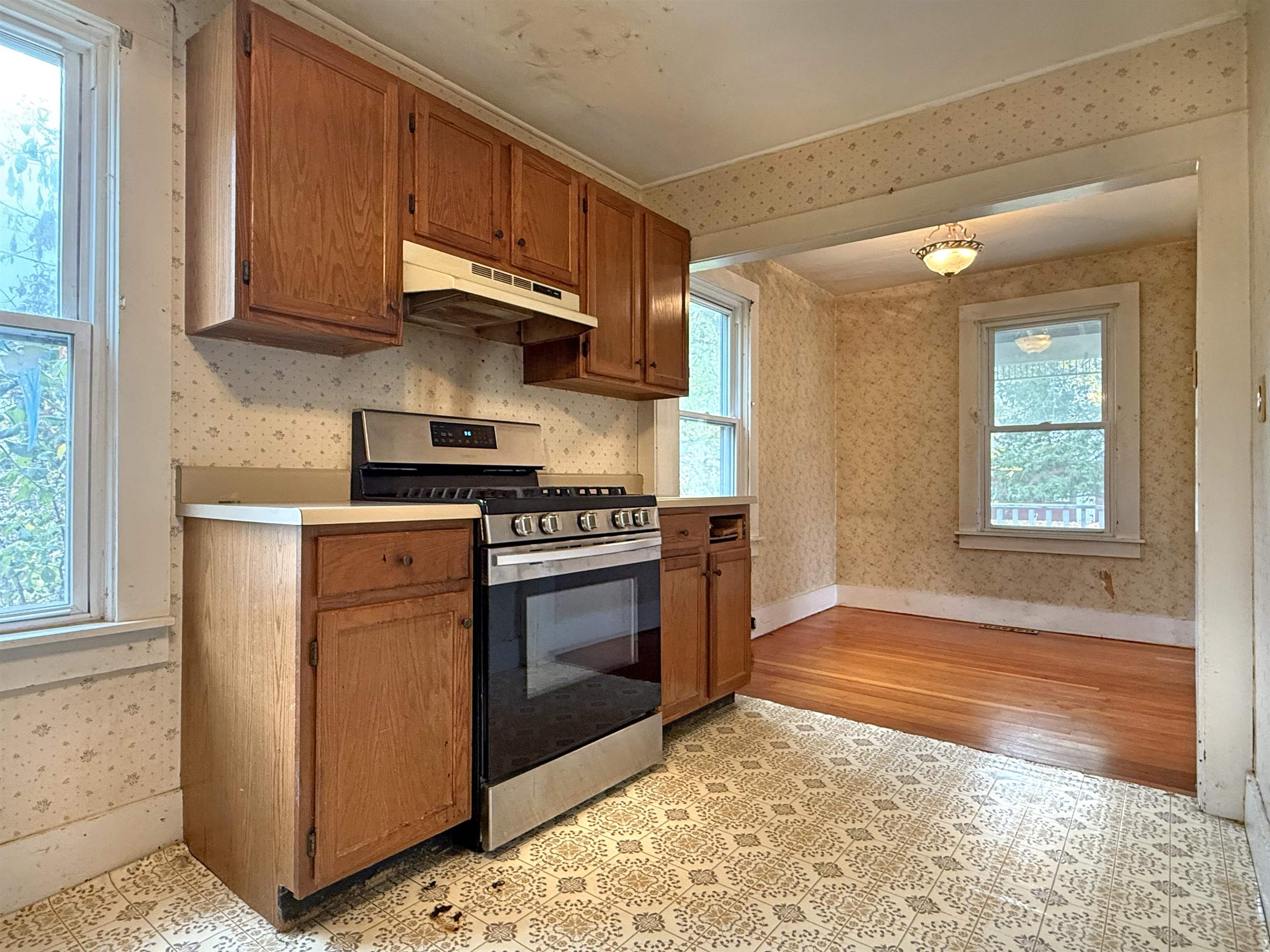 82 Ossie Road Middlebury, VT 05753 - Photo 5 of 30