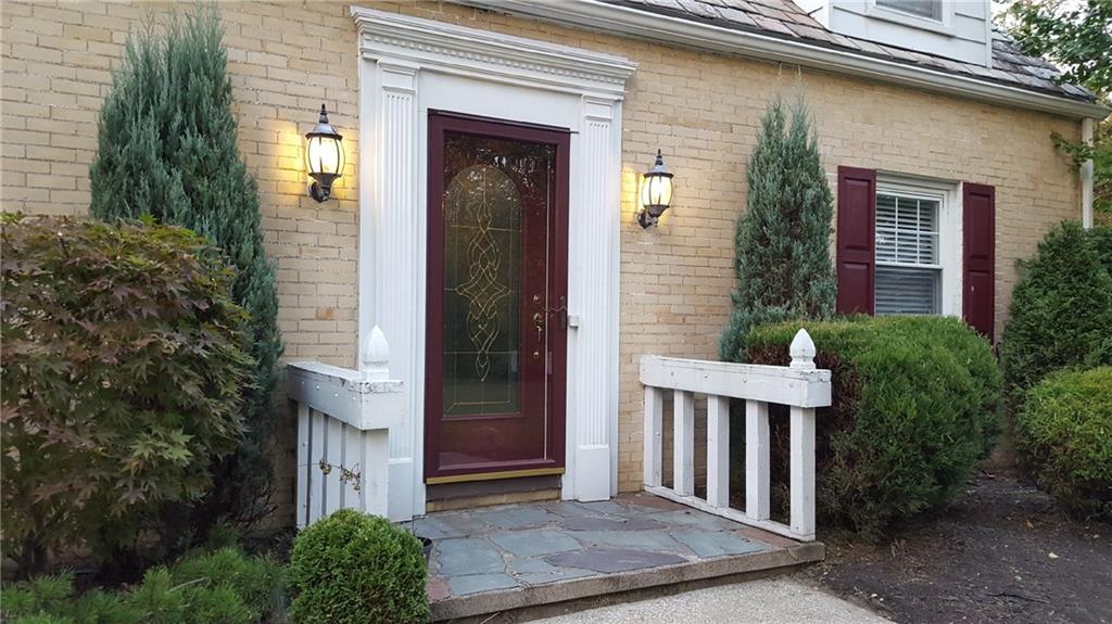 1900 Tuscarawas Road Beaver, PA 15009 - Photo 2 of 25 What an inviting entrance!