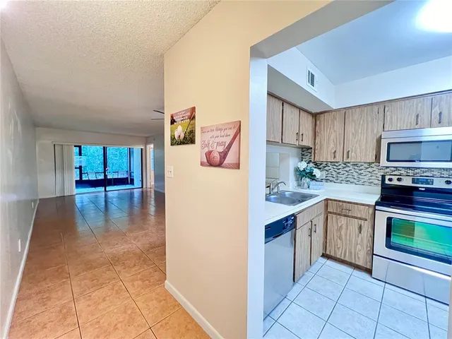 $1,650 | 3283 Westridge Boulevard, Unit 3283, Orlando, FL 32822