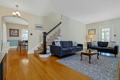 $599,000 | 16 Sherwood Avenue, Ossining, NY 10562