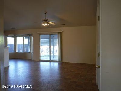 4716 North Meixner Road Prescott Valley, AZ 86314 - Photo 4 of 26 04_DB04FD5C-BF4E-4BC6-B1DC-81CFADEDFEF3