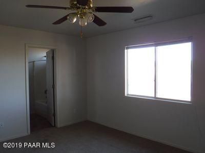 4716 North Meixner Road Prescott Valley, AZ 86314 - Photo 10 of 26 10_AEF2D5A5-0F7B-49B3-A794-D13D3B9A005D