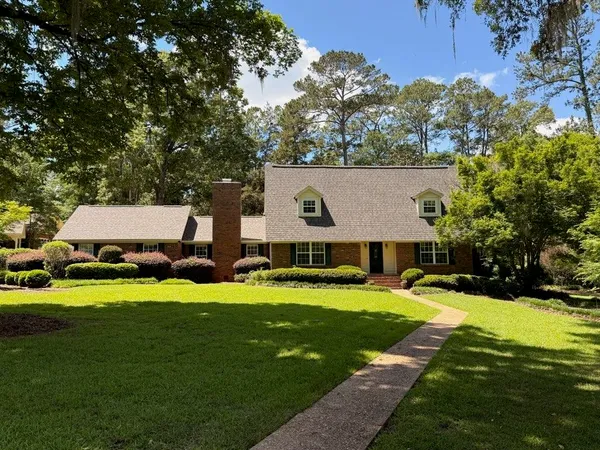 $899,900 | 3505 Cedar Ln Drive, Tallahassee, FL 32312