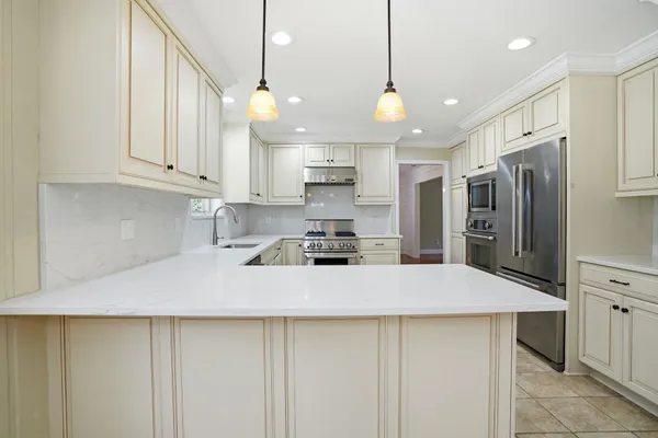 $899,900 | 3505 Cedar Ln Drive, Tallahassee, FL 32312