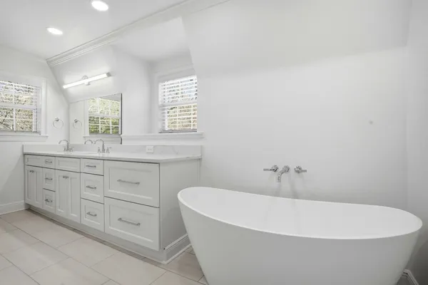 $899,900 | 3505 Cedar Ln Drive, Tallahassee, FL 32312