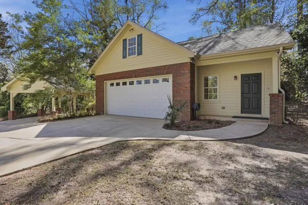 $899,900 | 3505 Cedar Ln Drive, Tallahassee, FL 32312
