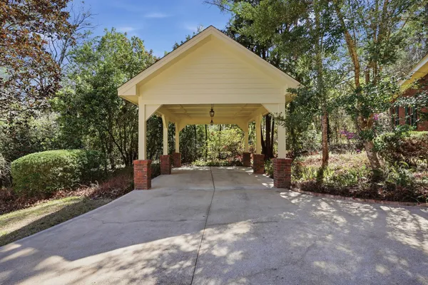 $899,900 | 3505 Cedar Ln Drive, Tallahassee, FL 32312