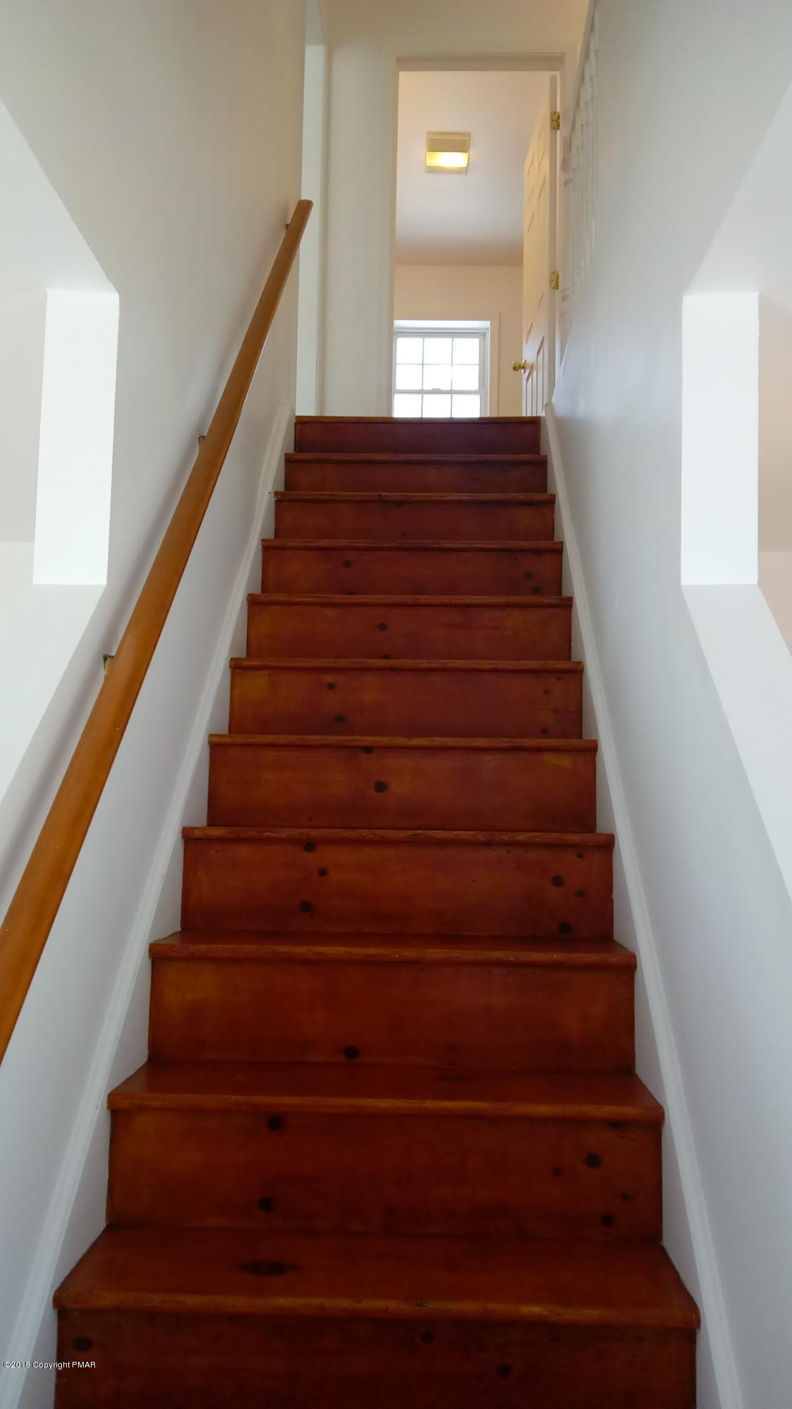 2302 Winchester Road Pocono Summit, PA 18346 - Photo 12 of 25 a view of entryway