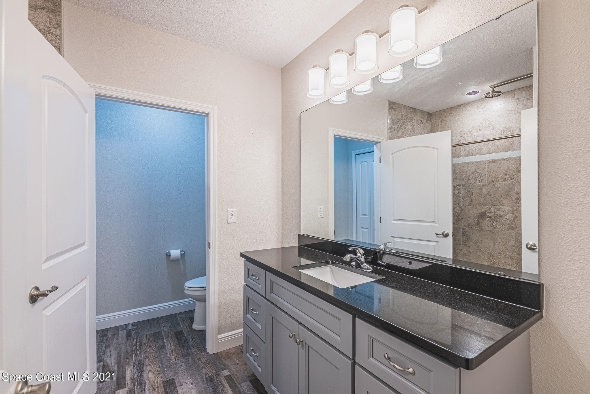 1391 Whitehurst Road Southwest Palm Bay, FL 32908 - Photo 15 of 73 JC7_4586-HDR
