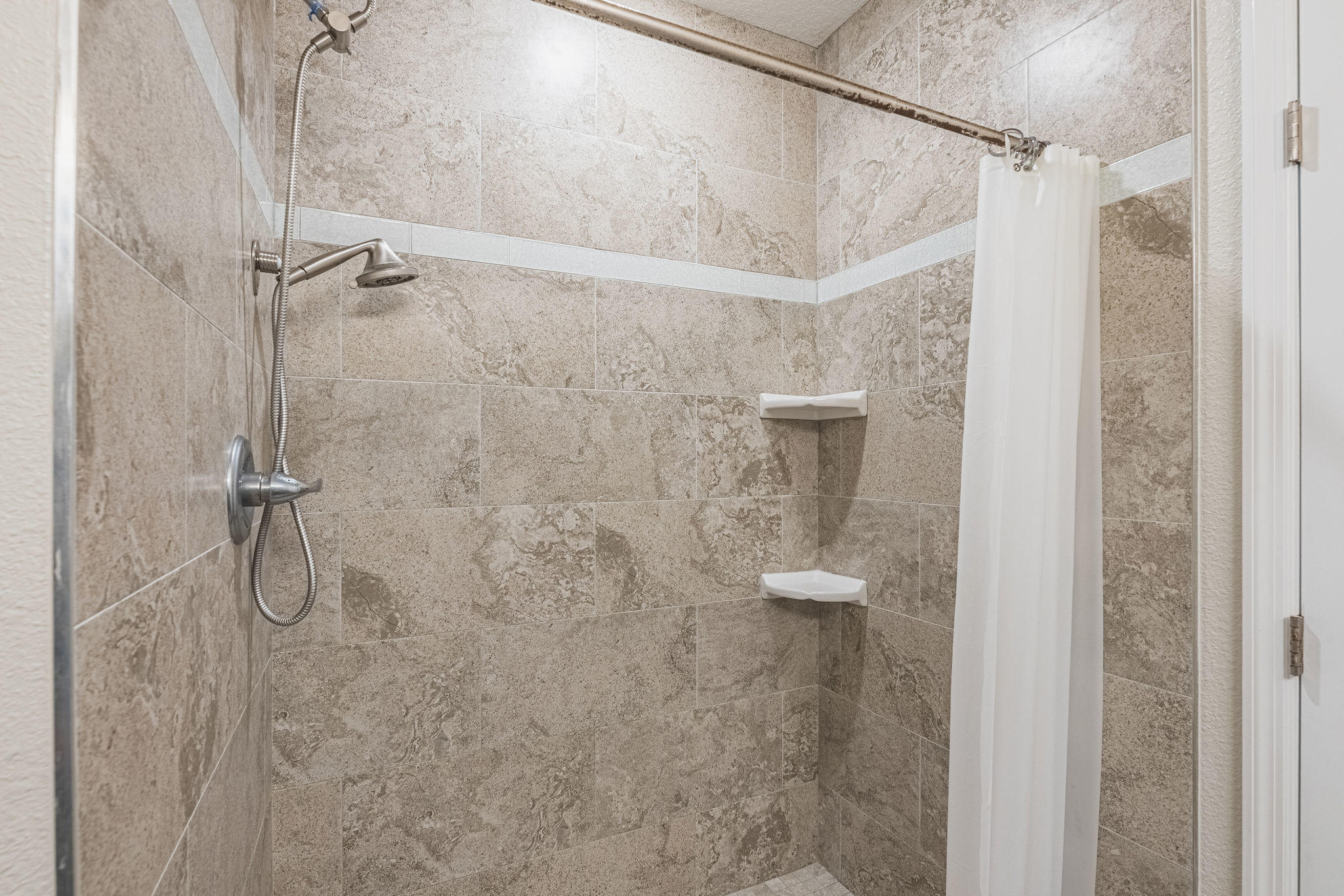 1391 Whitehurst Road Southwest Palm Bay, FL 32908 - Photo 18 of 73 JC7_4591-HDR