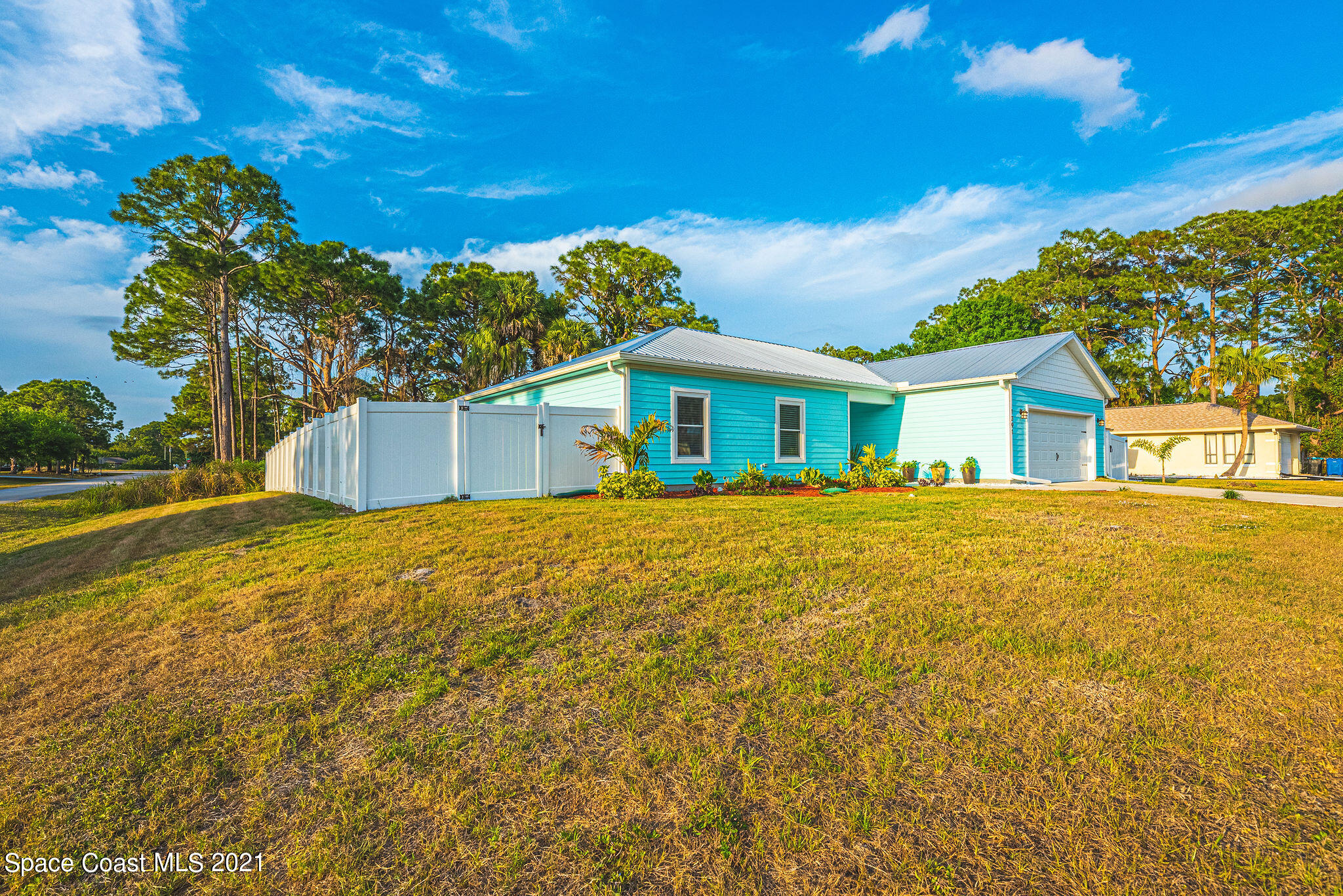 1391 Whitehurst Road Southwest Palm Bay, FL 32908 - Photo 32 of 73 JC7_4464-HDR