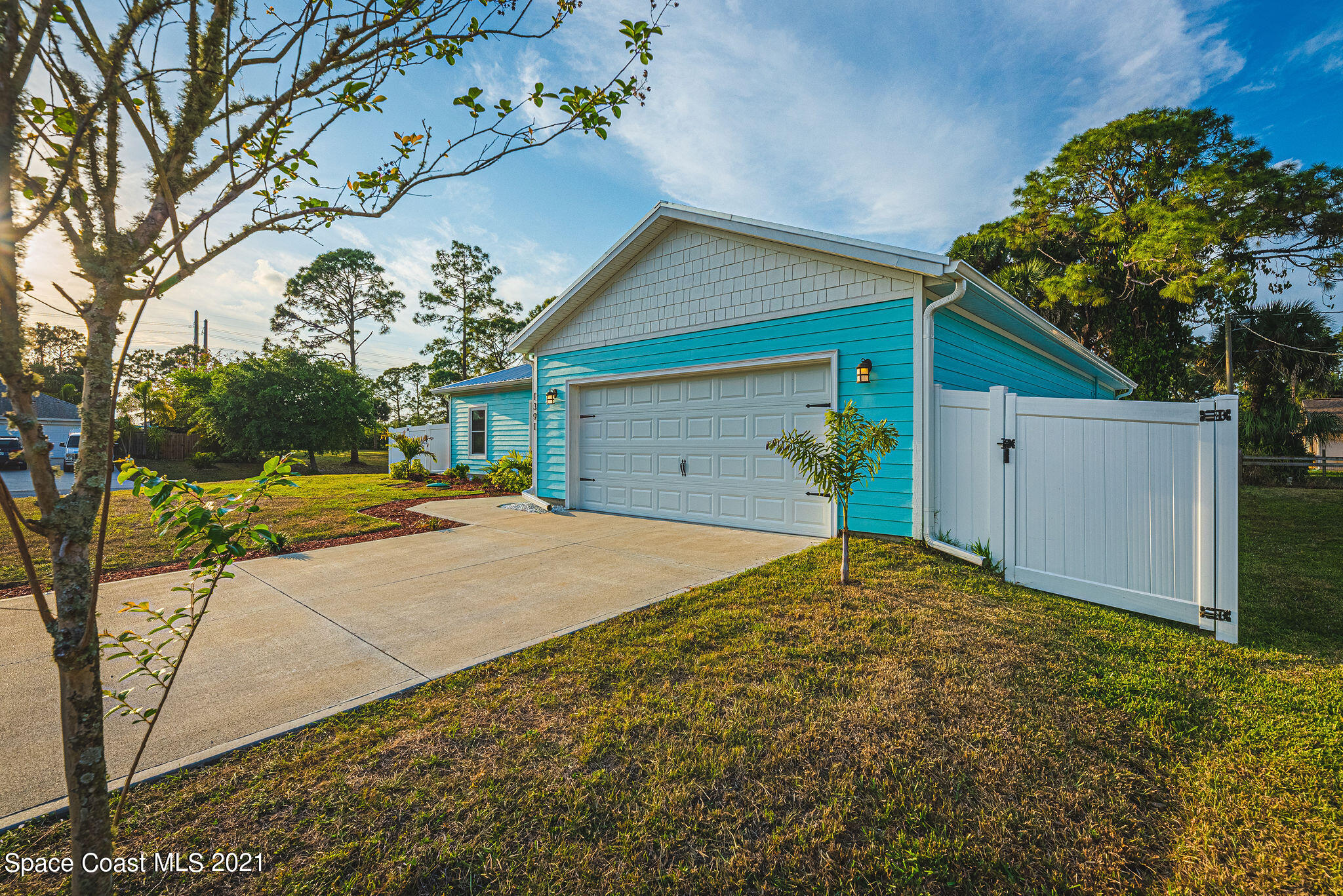 1391 Whitehurst Road Southwest Palm Bay, FL 32908 - Photo 33 of 73 JC7_4467-HDR-Edit