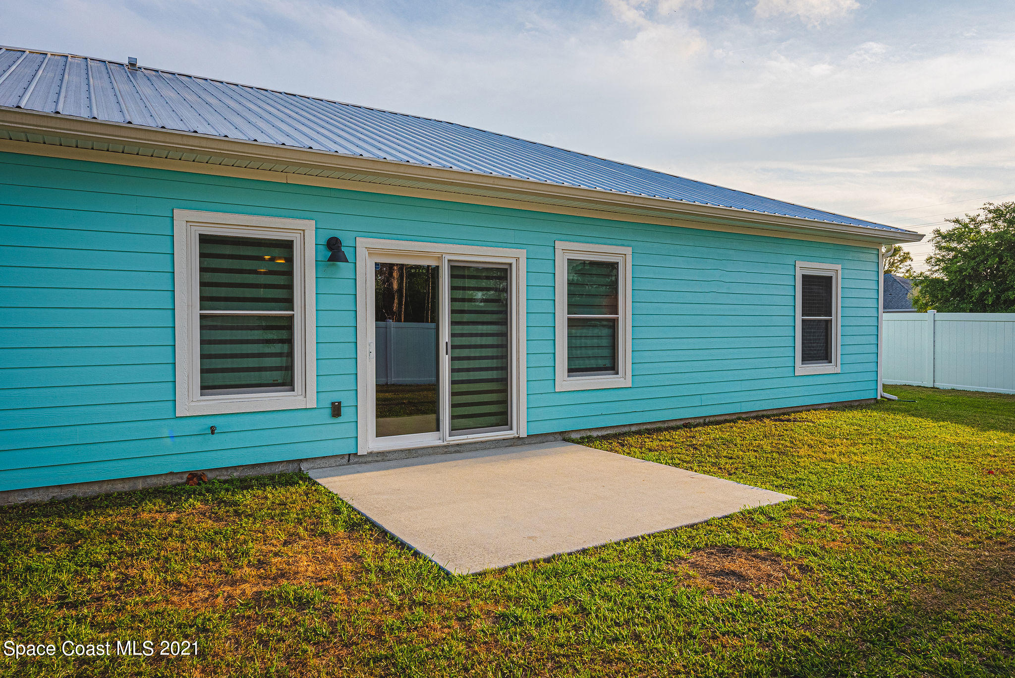 1391 Whitehurst Road Southwest Palm Bay, FL 32908 - Photo 35 of 73 JC7_4473-HDR-Edit