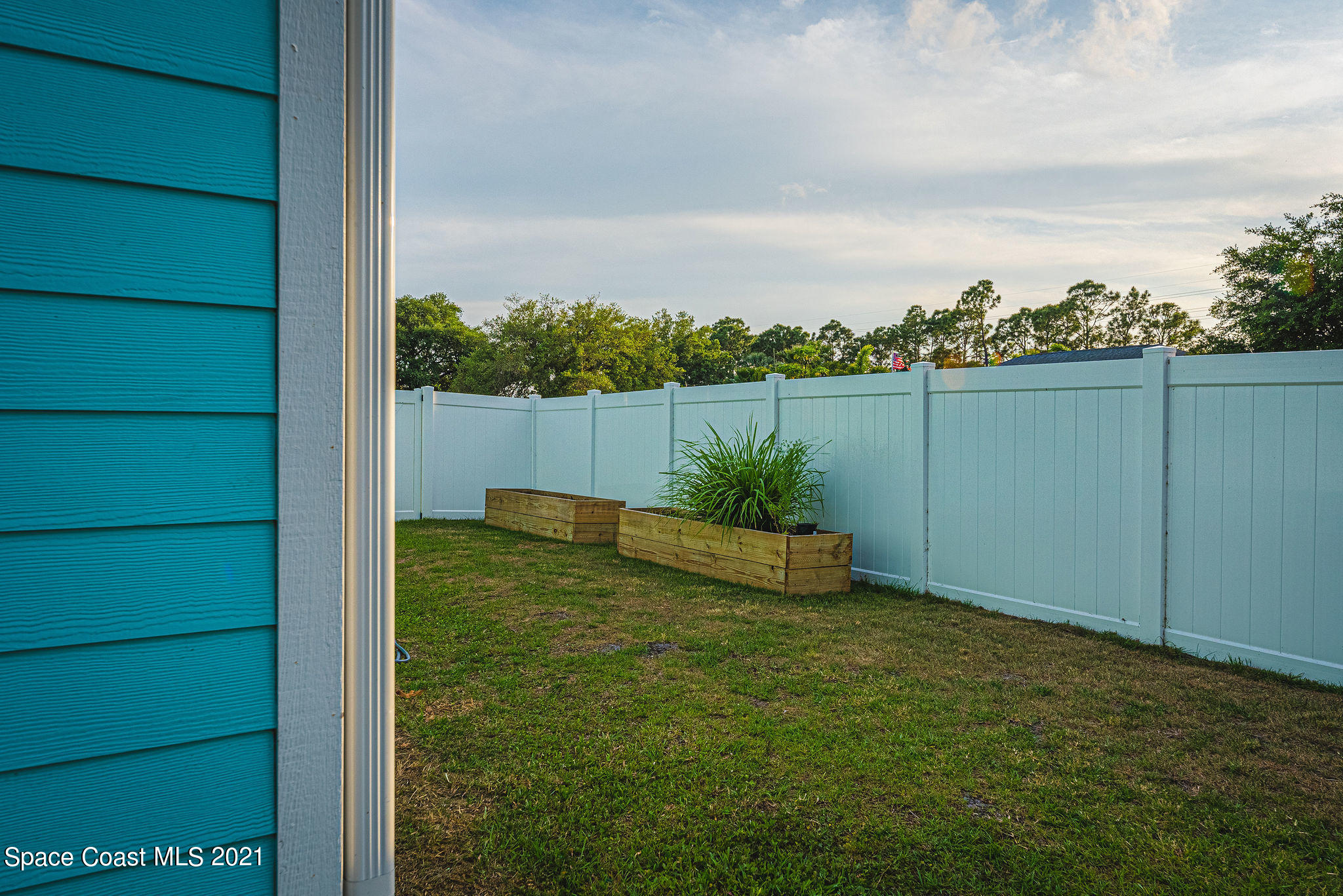 1391 Whitehurst Road Southwest Palm Bay, FL 32908 - Photo 38 of 73 JC7_4485-HDR