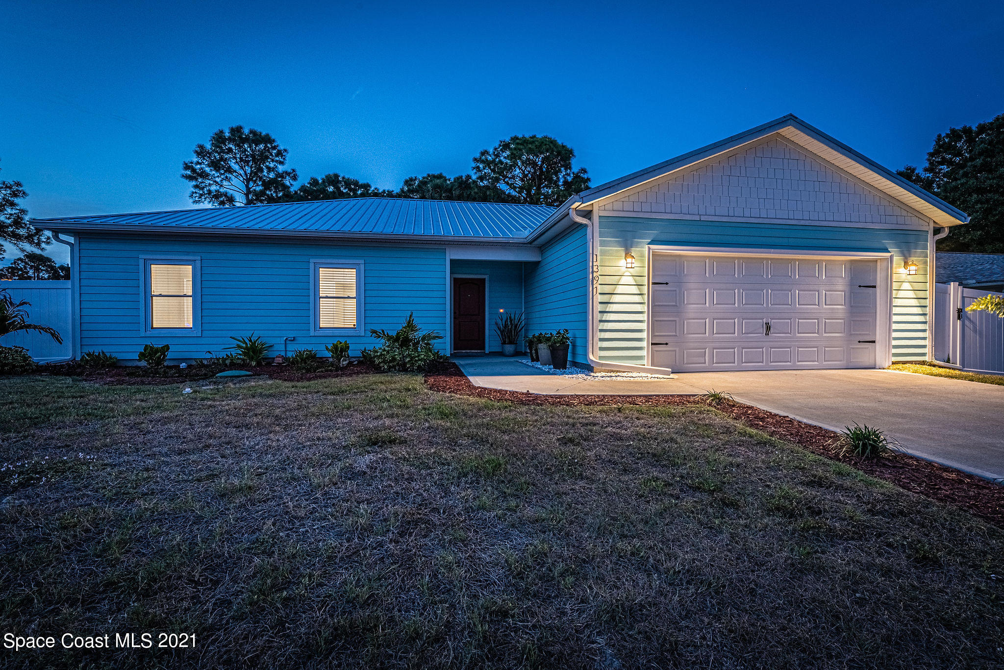1391 Whitehurst Road Southwest Palm Bay, FL 32908 - Photo 40 of 73 JC7_4601-HDR