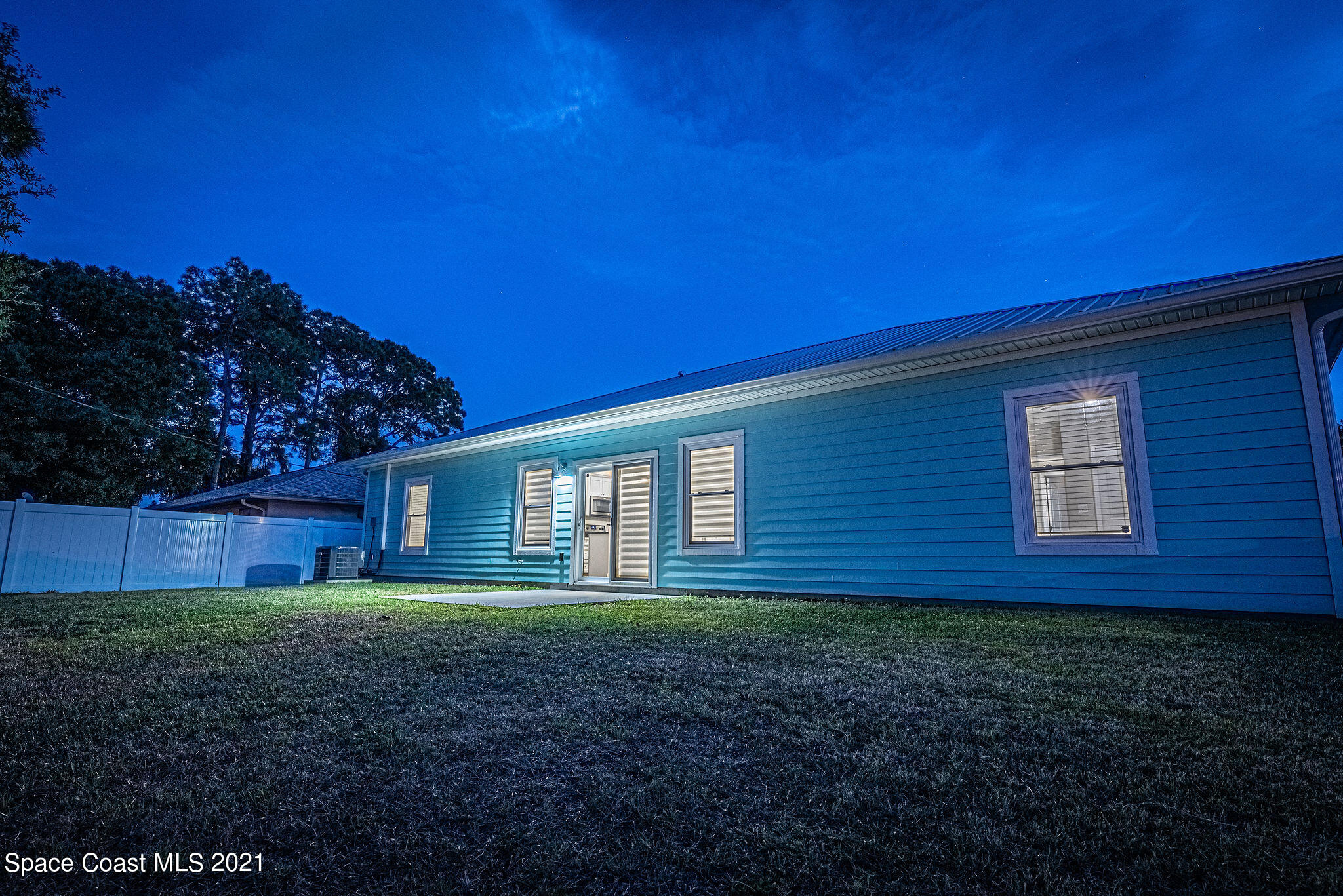 1391 Whitehurst Road Southwest Palm Bay, FL 32908 - Photo 47 of 73 JC7_4628-HDR